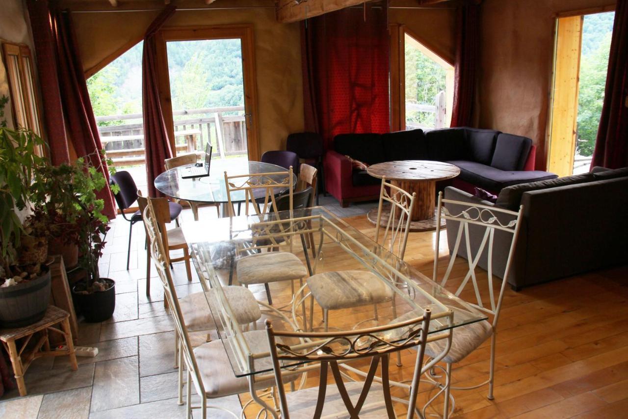 La Paille Bed & Breakfast Pelvoux ภายนอก รูปภาพ